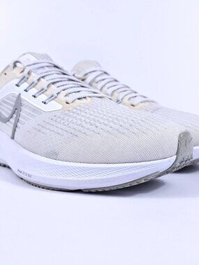 Nike Pegasus 39 Womens 9 Neutral Cushion Road Running Shoes White Air Zoom